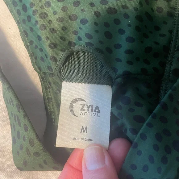 Zyia Spotted Pine Green and Black Bra Sz M - Picture 6 of 7